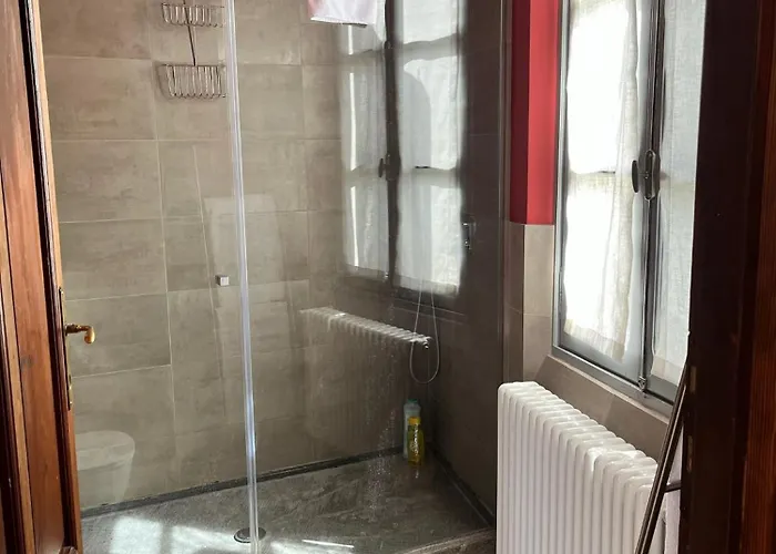 Oriental Coast Varenna דירה *